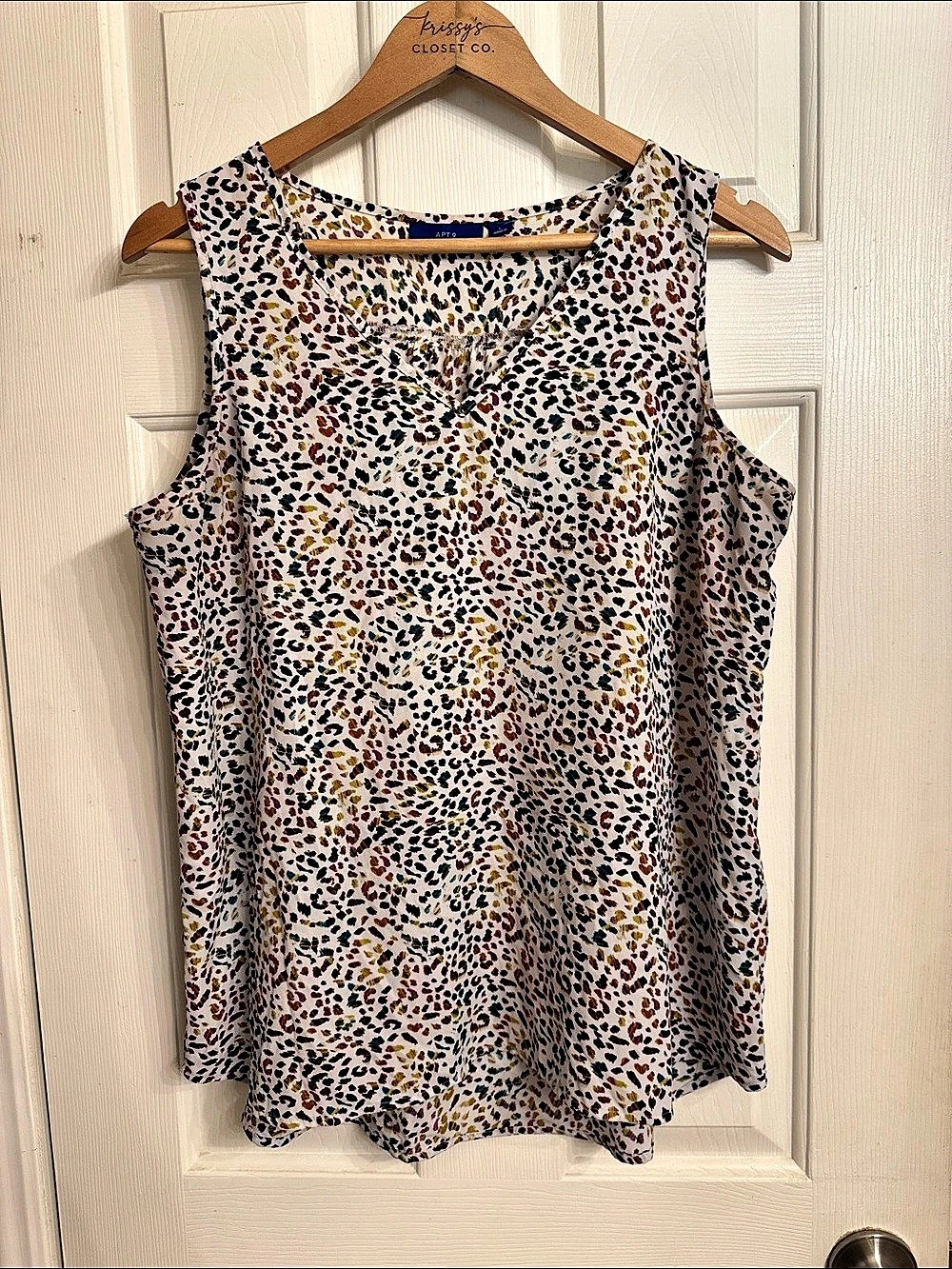 APT.9 Multicolor Animal Print Tank Top Size Large Like New
